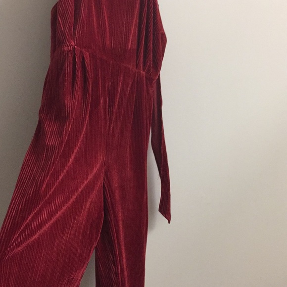 HP 🔥🎉Perfect for holiday! Evelyn Velvet Tie-Front Jumpsuit NWT size L - Picture 5 of 6